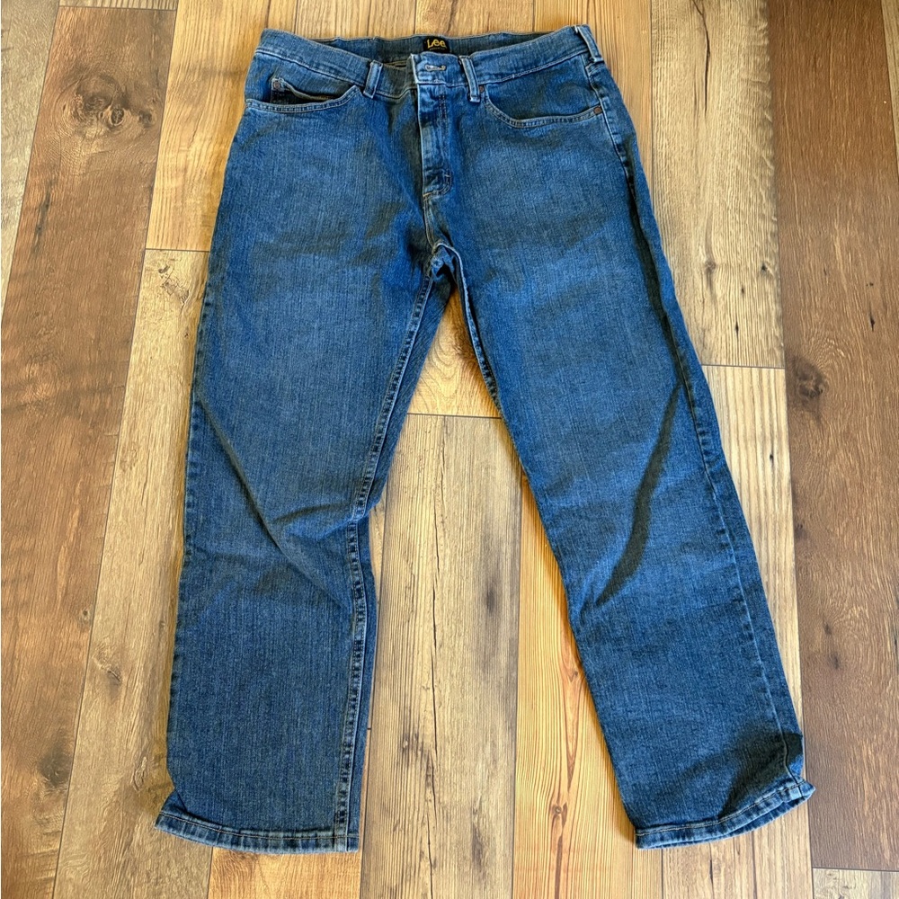 Lee Men's Straight Fit Blue Jeans